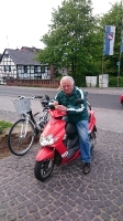 Blumenbepflanzung mit den Zwergen Mai 2015